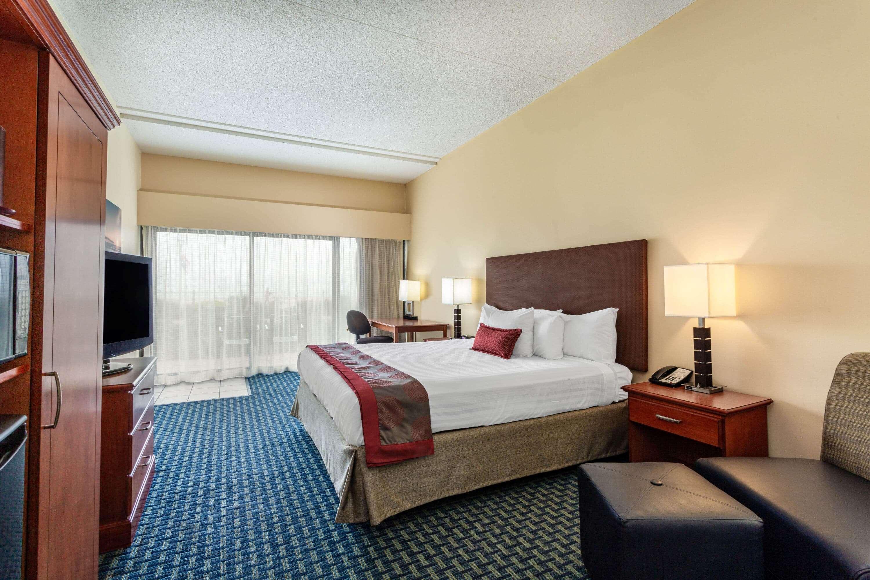 Ramada Plaza By Wyndham Virginia Beach Oceanfront Exteriér fotografie