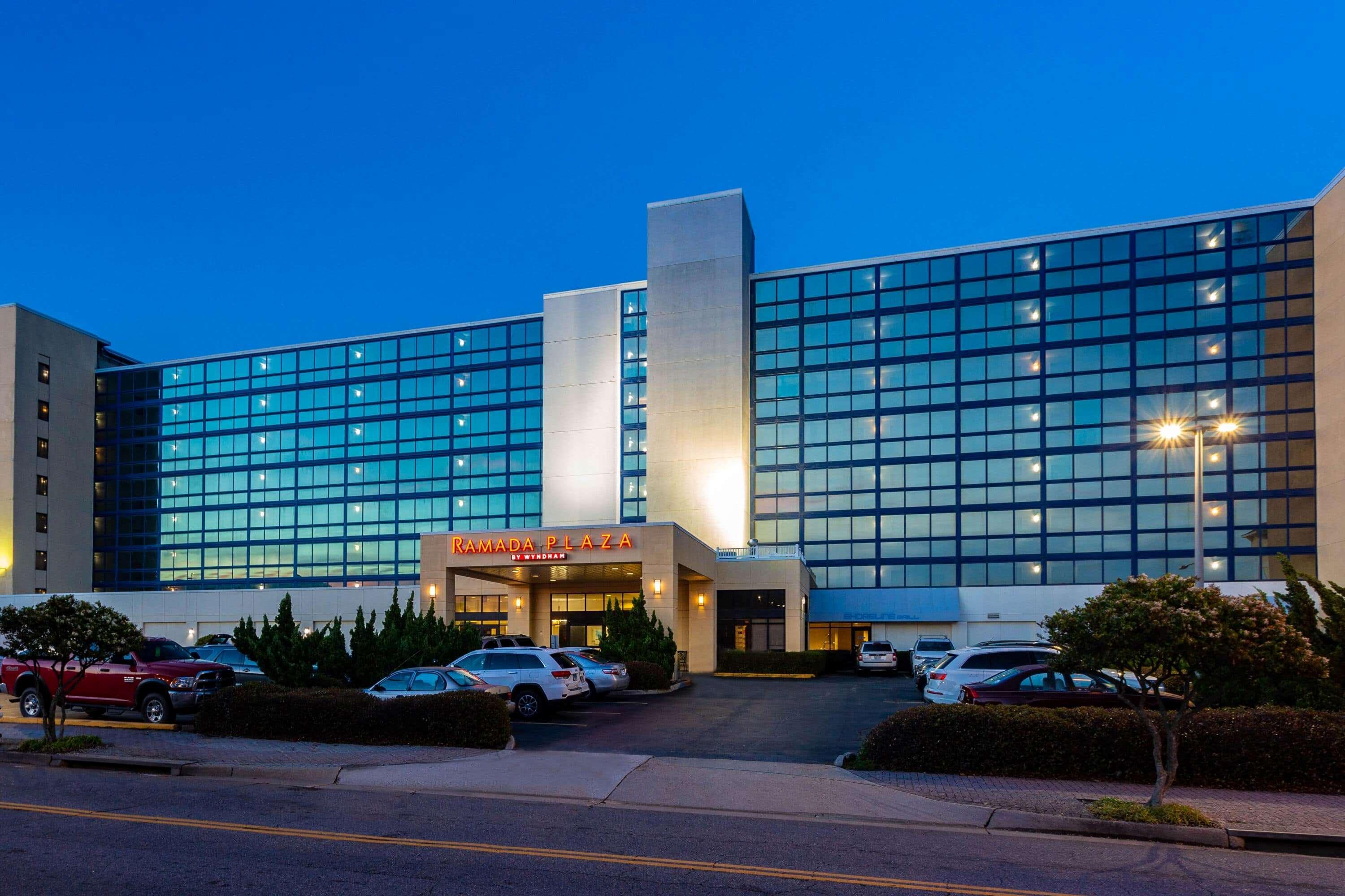 Ramada Plaza By Wyndham Virginia Beach Oceanfront Exteriér fotografie