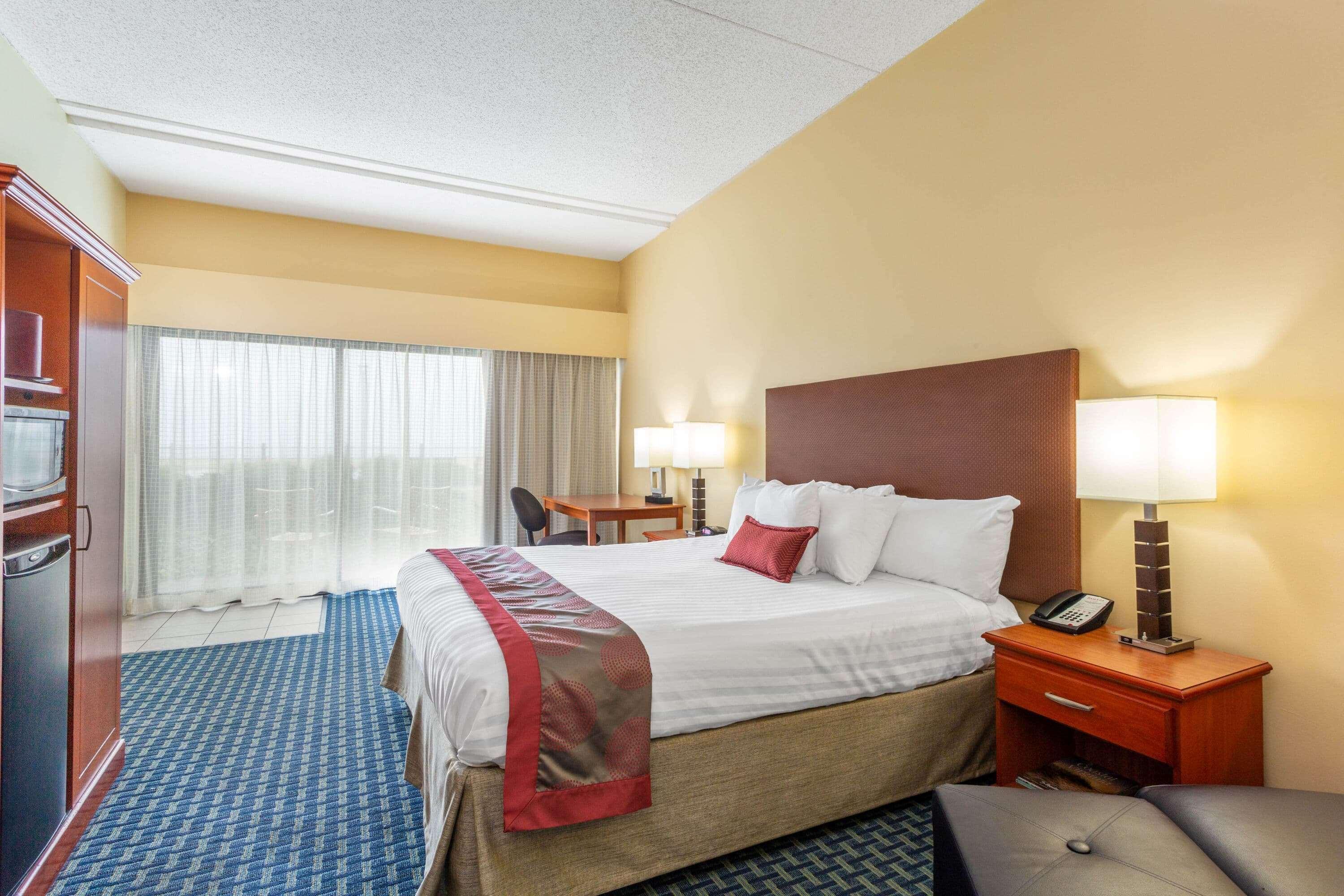Ramada Plaza By Wyndham Virginia Beach Oceanfront Exteriér fotografie
