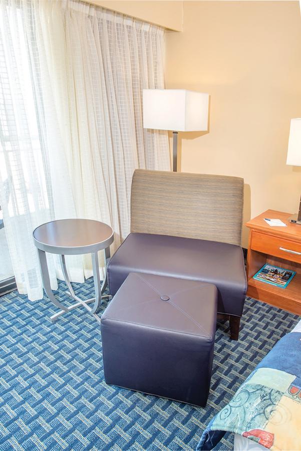 Ramada Plaza By Wyndham Virginia Beach Oceanfront Pokoj fotografie